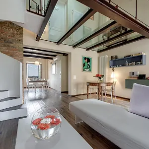 3* Bed & Breakfast Chianti Design Infinity Pool Shared